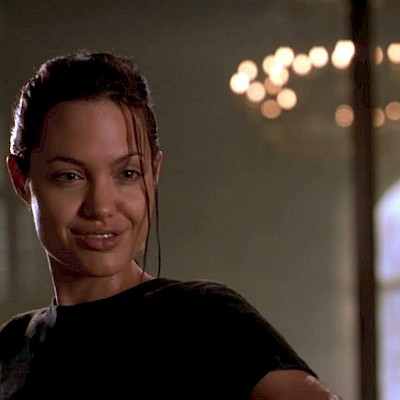 Lara Croft: Tomb Raider (2001) Image